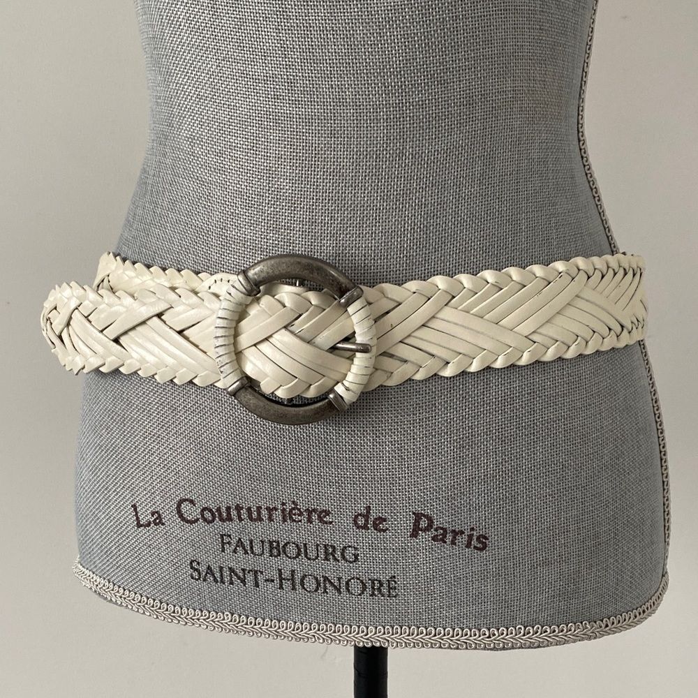 Vintage Cream Woven Leather Belt with Silver Ring Sz S/M 40” long Boho Western